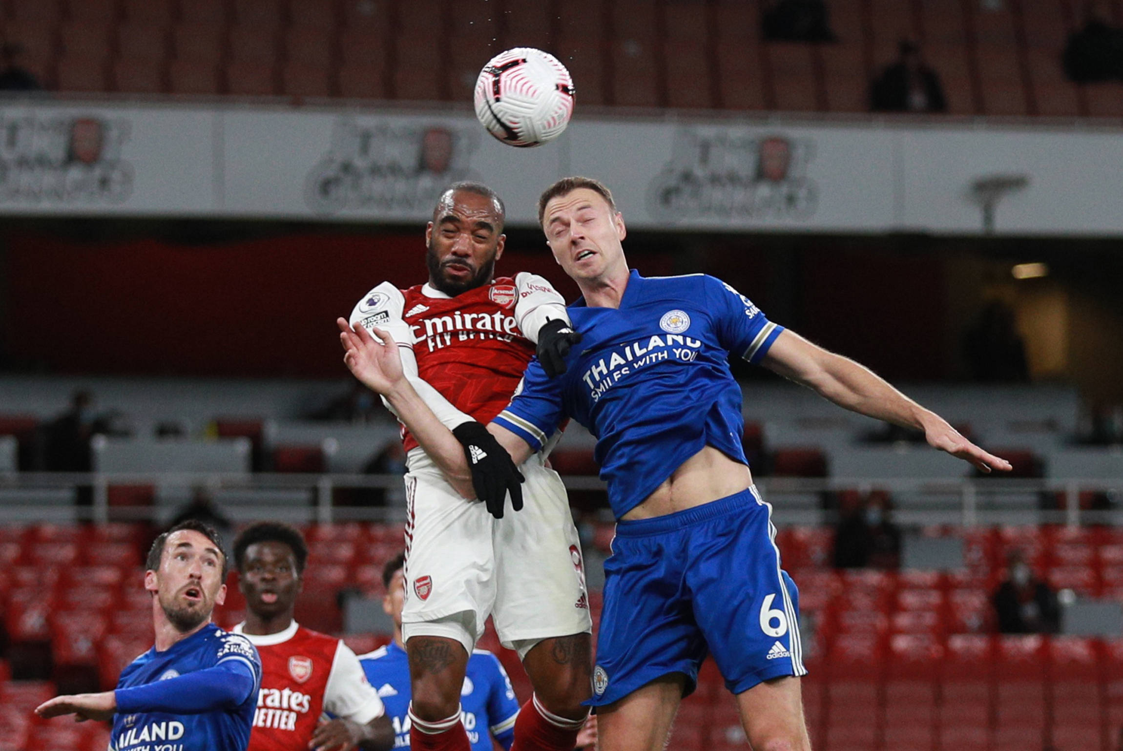 西甲战报：福特闪击，罗德里格斯独造三球，埃尔切4-0巴列卡诺（西甲快讯：福特闪电破门，罗德里格斯独造三球，埃尔切4-0大胜巴列卡诺）